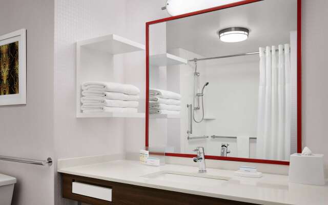 Hampton Inn & Suites Charlotte Steele Creek