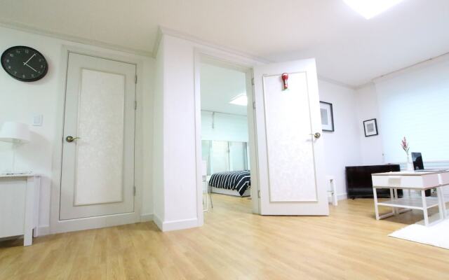 House in Hongdae 3