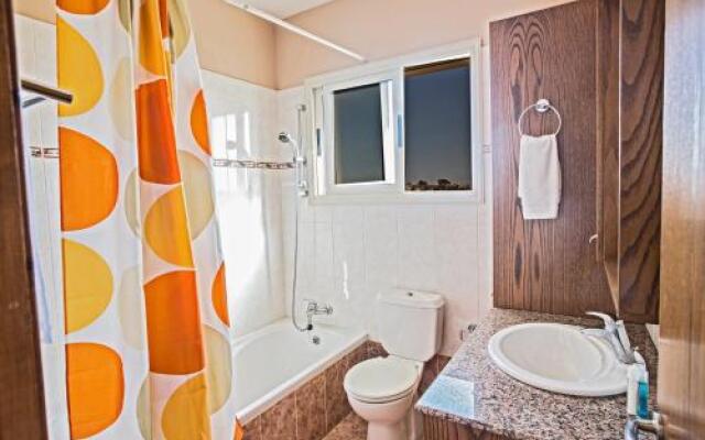 Sunny Coast Villa