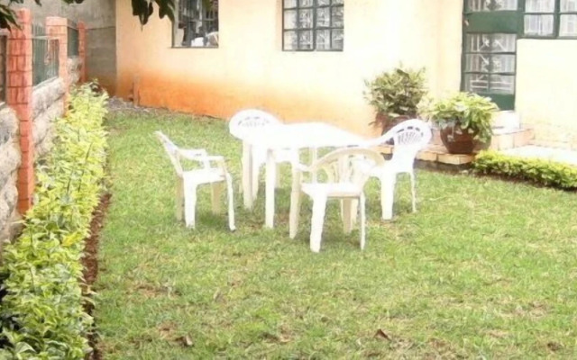 Fahari Guest House