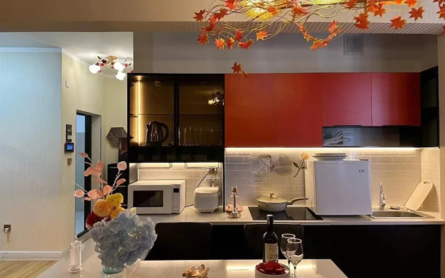 Eagle Town Service Apartment