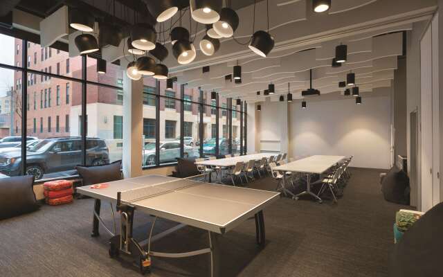 Radisson RED Minneapolis Downtown