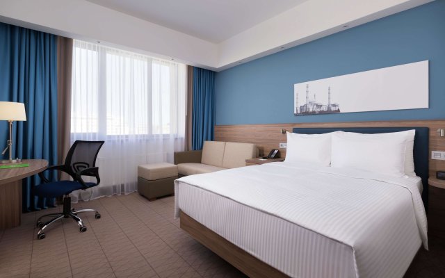 Отель Hampton by Hilton Astana Triumphal Arch