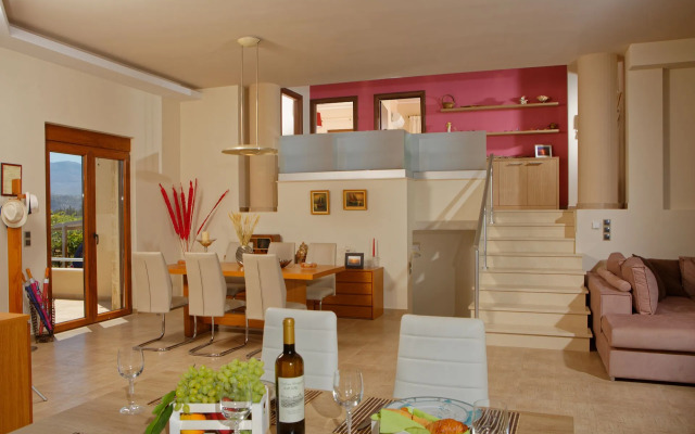 Cretan Vineyard Hill Villa Private Pool, Panoramic View, Beautiful Vineyard