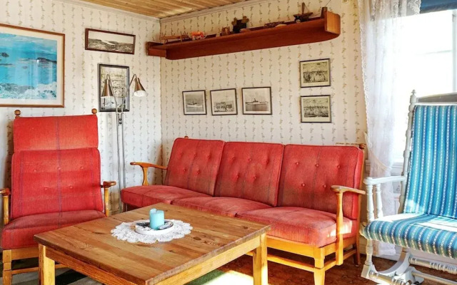 5 Person Holiday Home in Grebbestad