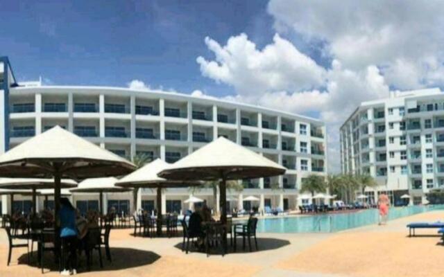 Grandblue condominium 106,302