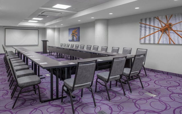 Fairfield Inn  Suites Dallas Downtown