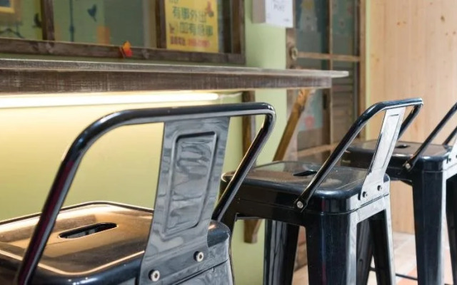 Sunrise Champs Hostel