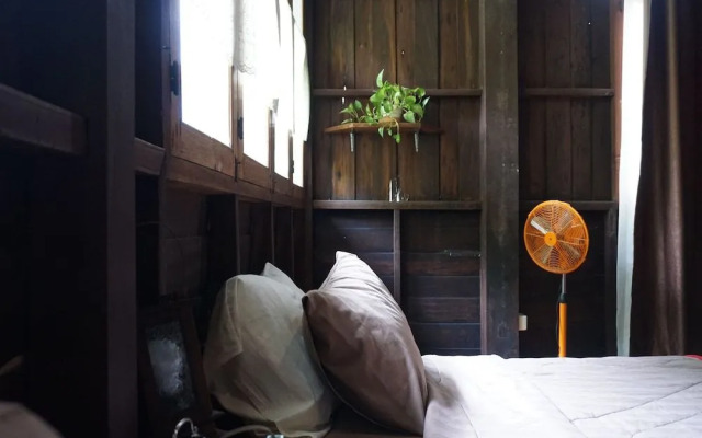 Kaampuju Cafe and Rooms