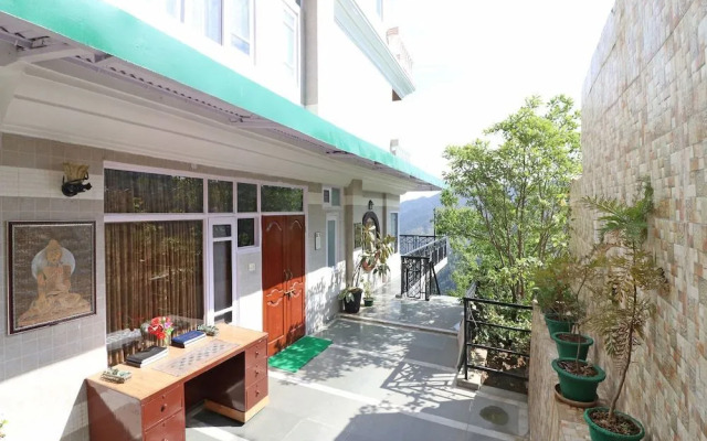 Veer Garh by OYO Rooms