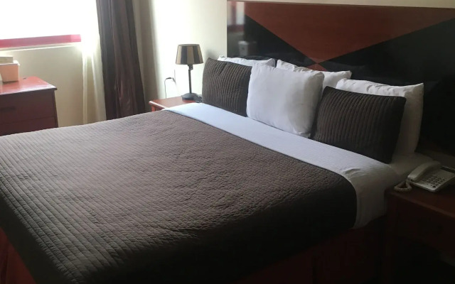 Hotel Elegance N.V.