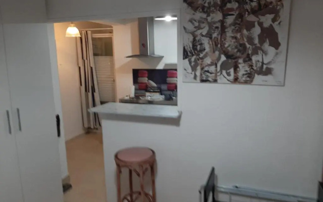 Studio charmant tout équipé