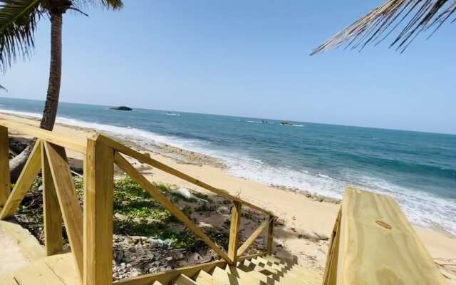 Casita del Mar Romantic Beach Retreat