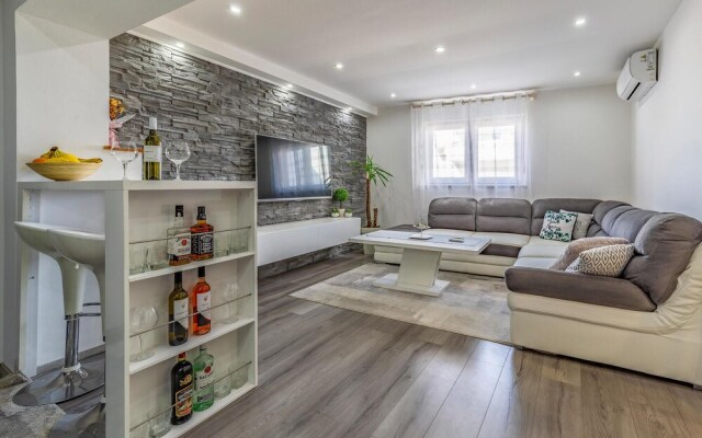 Amazing Home in Medulin With Wifi and 3 Bedrooms