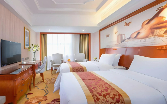 Vienna International Hotel (Shenzhen Bantian Yangmei Metro Station) – Guest Rooms – Shenzhen