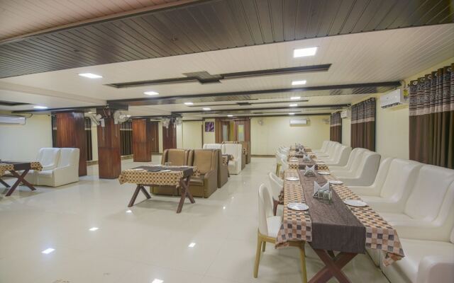 Hotel Pal Residency