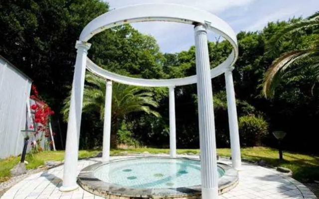 Shirahama Seaside Hotel