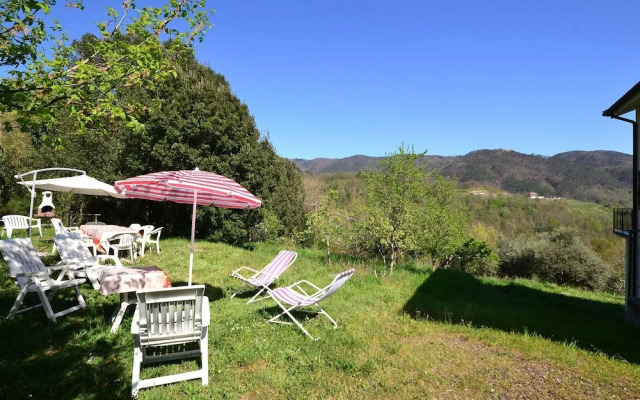 Cottage in Sesta Godano Near the Sea