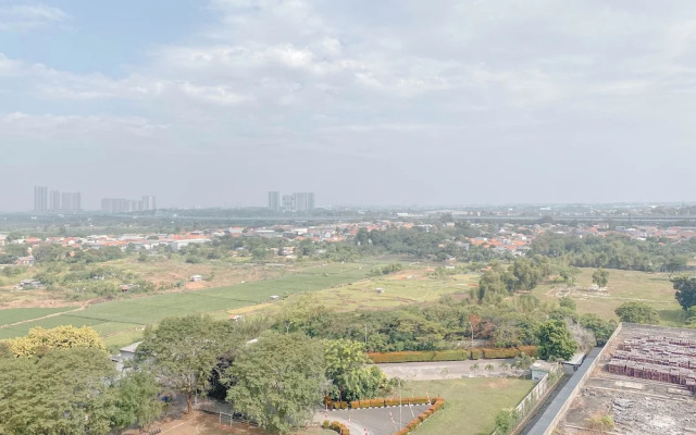 Modern Look Studio Apartment At Azalea Suites