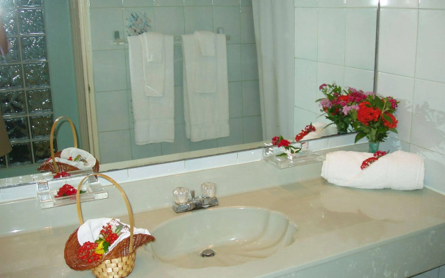Harmony Marina Suites