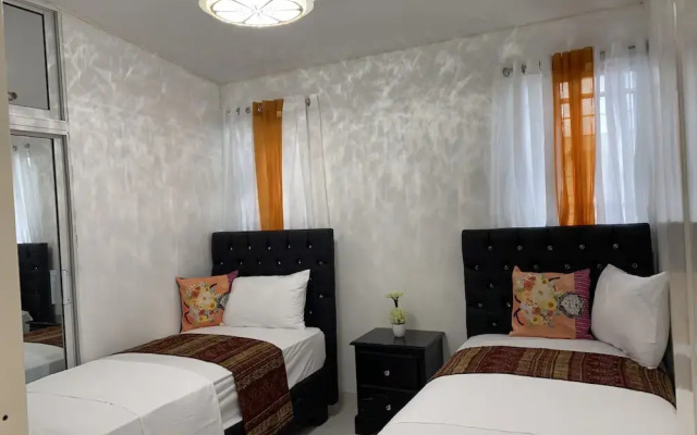 7DR Apt in Prime Location Near Monumental Area