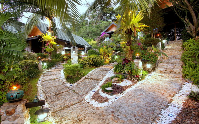 Boomerang Village Resort Kata