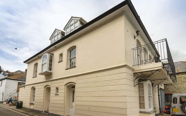 The Custom House