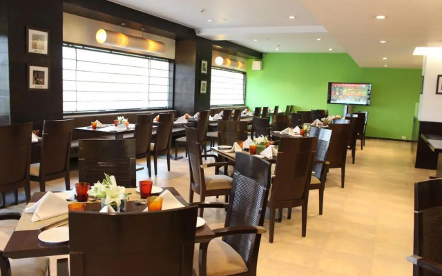 The Hans Hotel New Delhi