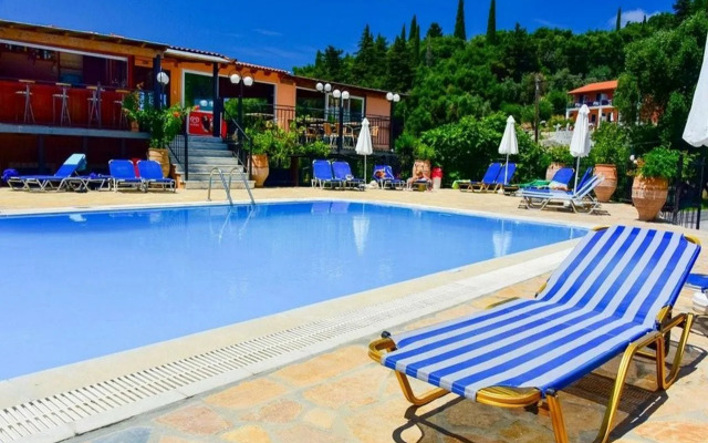 Arianna Apartments