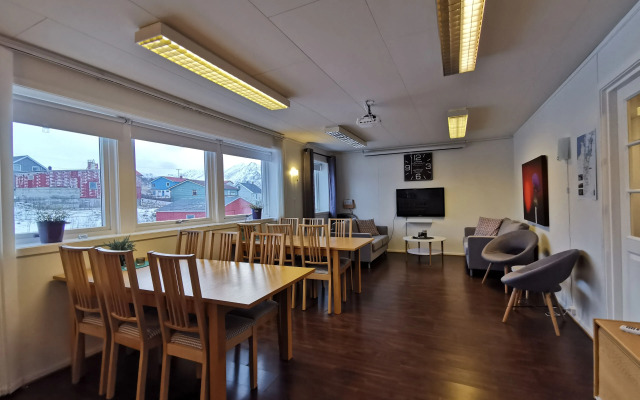 Midnattsol rom og hytter