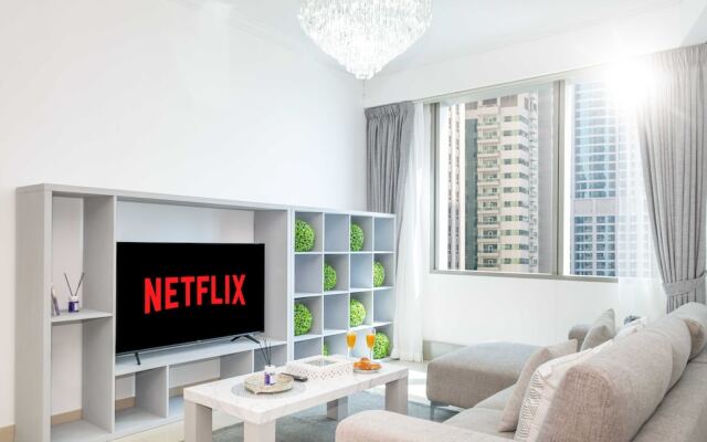 LUX The Marina Ocean View Suite 4