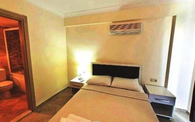 Royal Heights Adabuku 3 Bedrooms Villa