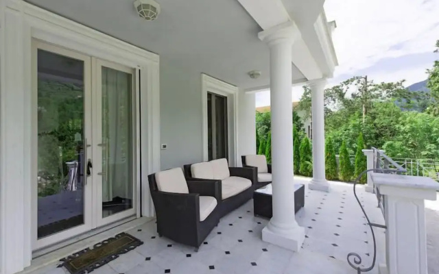 Villa Raffaela