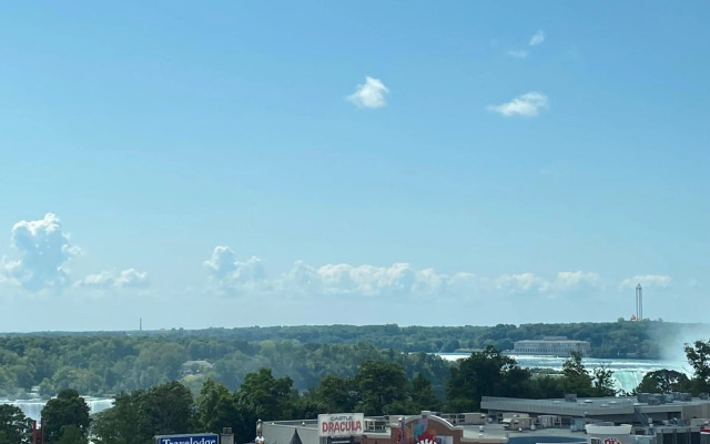 The Falls Hotel & Inn
