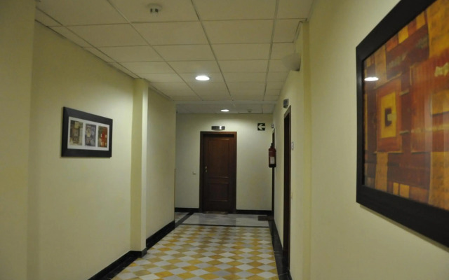 Lux Sevilla Palacio
