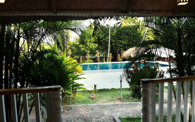 Phoenix Island Resort