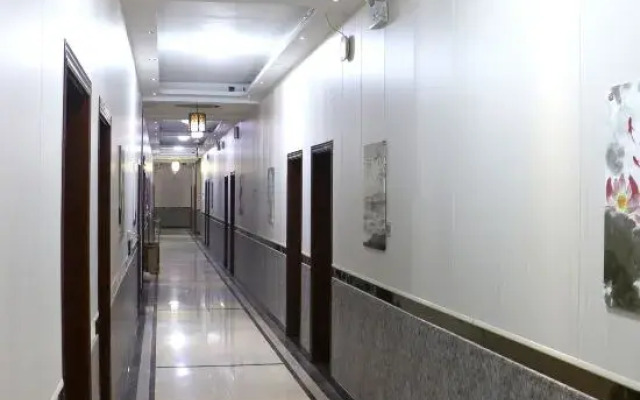 Chengcheng Tingzhu Business Hotel