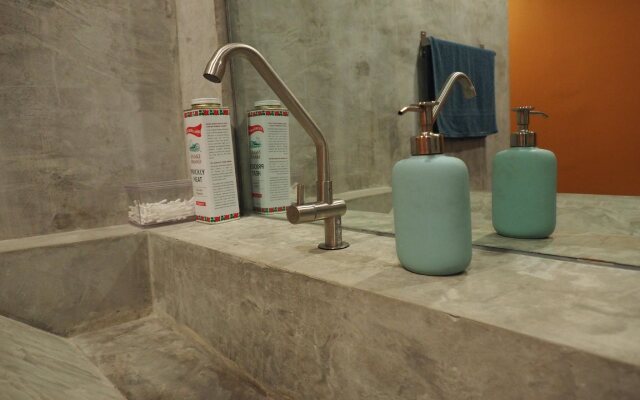 Plubpla Hostel