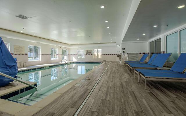 Hampton Inn & Suites Williamsburg-Richmond Rd.