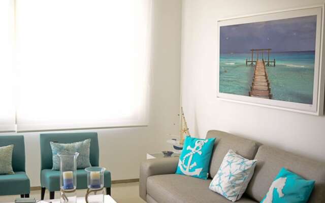 Menesse Condo-Hotel