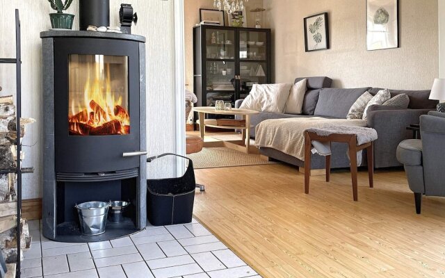 6 Person Holiday Home in Odeshog