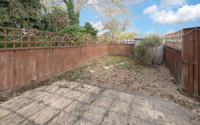 Sulston Lodge 3-Bedroom House