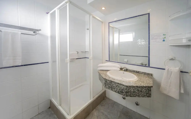 Apartamentos Puerto Colon Club