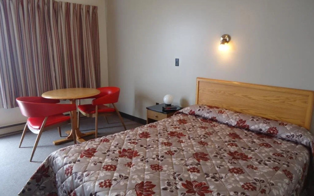 Hotel Motel Le Pharillon