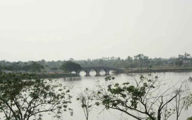 Suporn Lakeview Serviced Apartment & Homestay