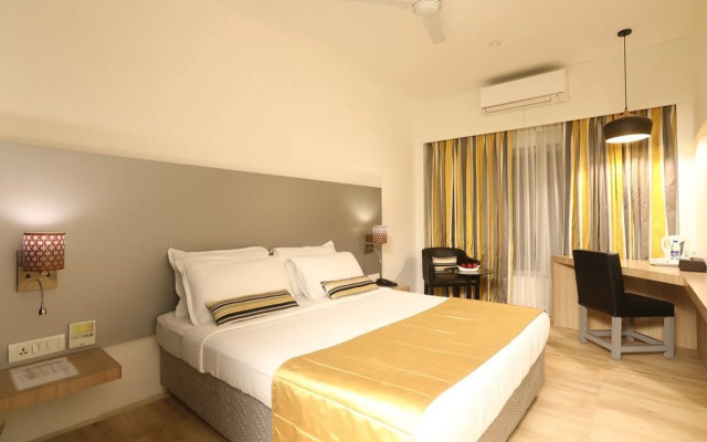 Mumbai Metro - The Executive Hotel