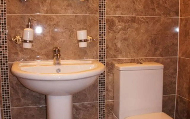 Sapphire Hotel