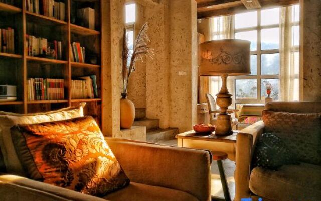 See Faraway Mogan Ziling Villa