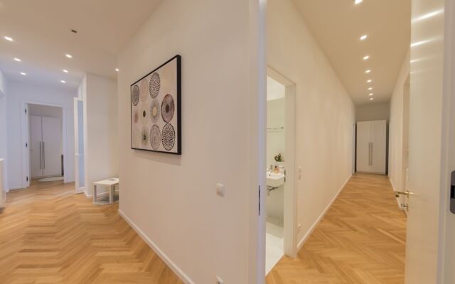 Singerstraße Luxury Apartment