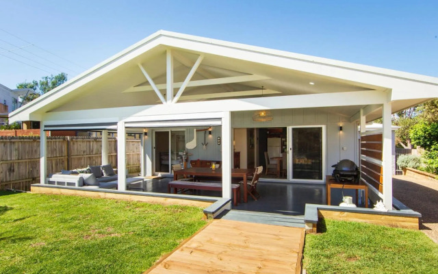 Spinnaker - Family Getaway - 2mins Walk to Beach